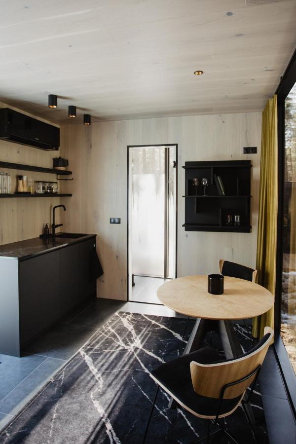 Oeoed Hoetels Laheranna Sudu- With Sauna Ihasalu Exterior foto